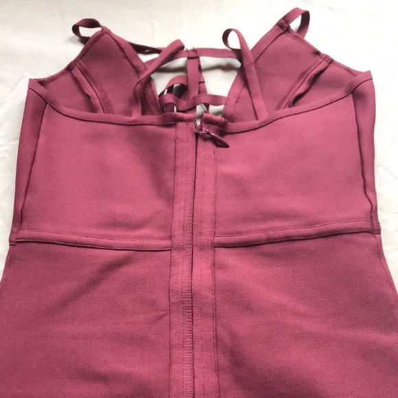 WINDSOR Dress - Picture 4 of 4